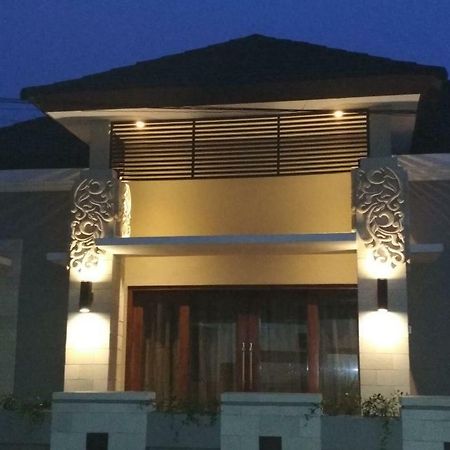 Imperial Villa Syariah ยอกยาการ์ตา ภายนอก รูปภาพ