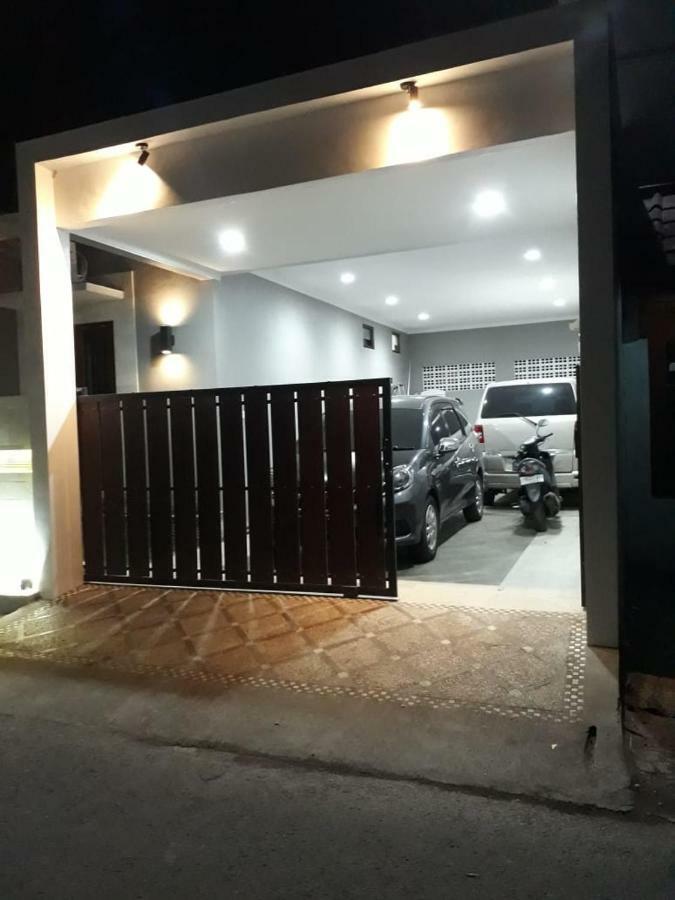 Imperial Villa Syariah ยอกยาการ์ตา ภายนอก รูปภาพ