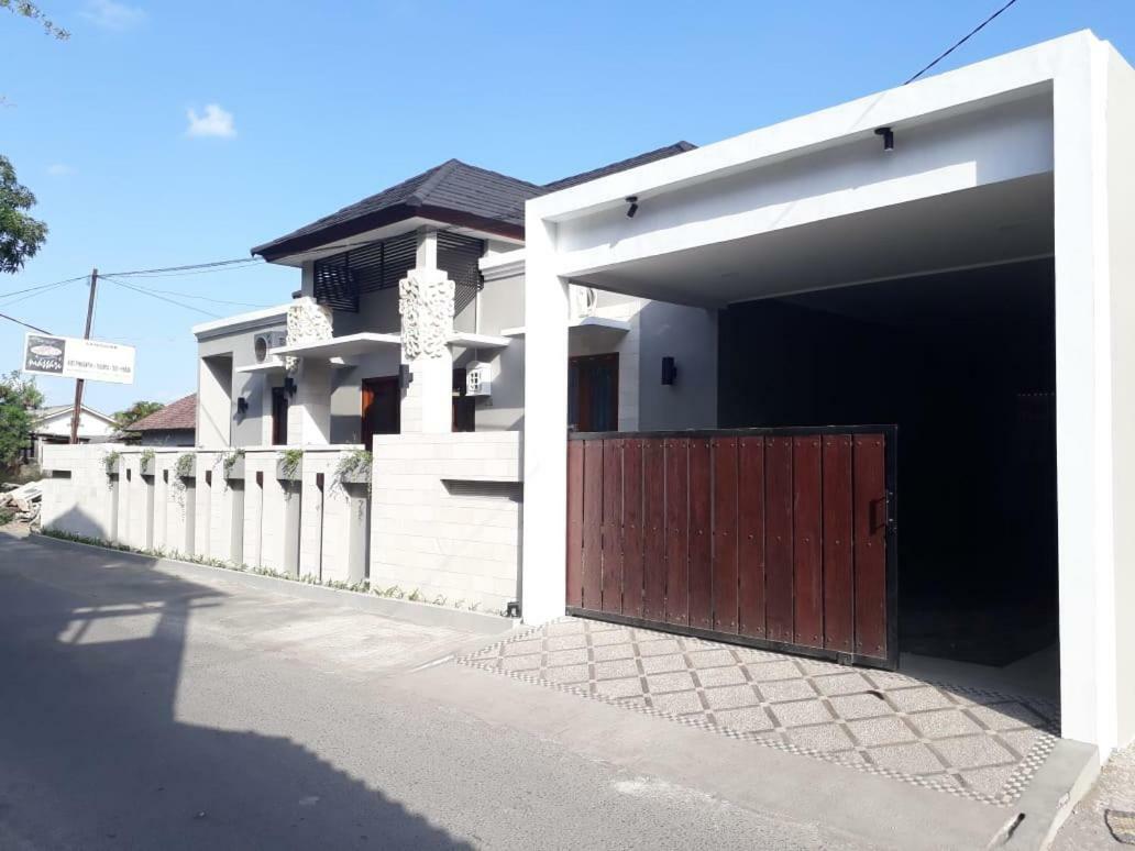 Imperial Villa Syariah ยอกยาการ์ตา ภายนอก รูปภาพ